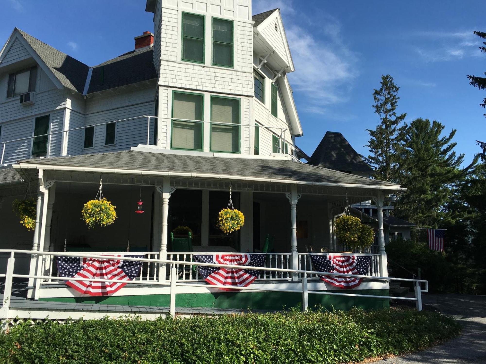 Anne'S Washington Inn (Adults Only) サラトガスプリング エクステリア 写真
